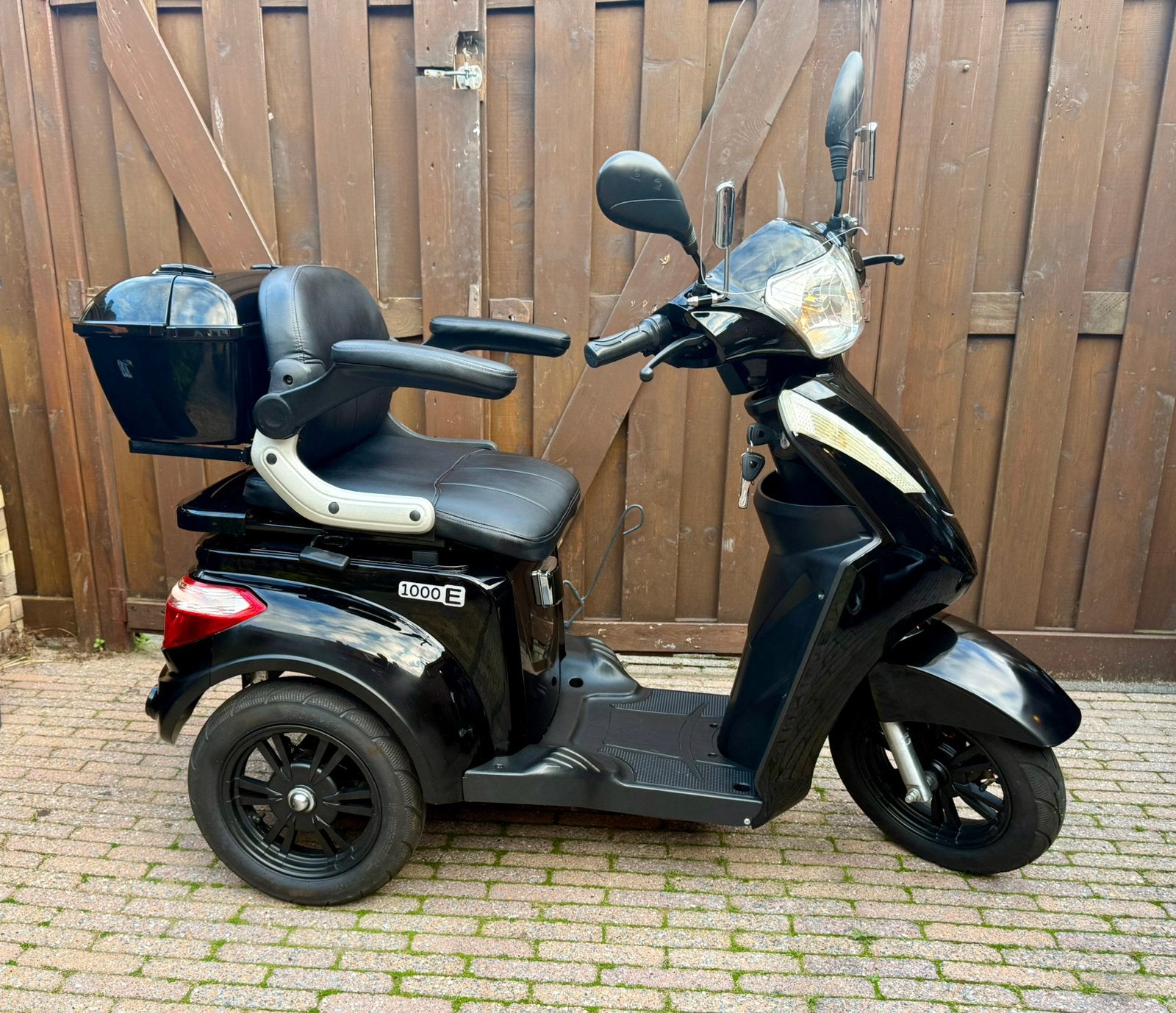 IVA E1000 Met Zeer Lage Km Stand. Hele Mooie Scootmobiel, Zo goed als nieuw, Ophalen, Overige merken, 16 km/u of meer