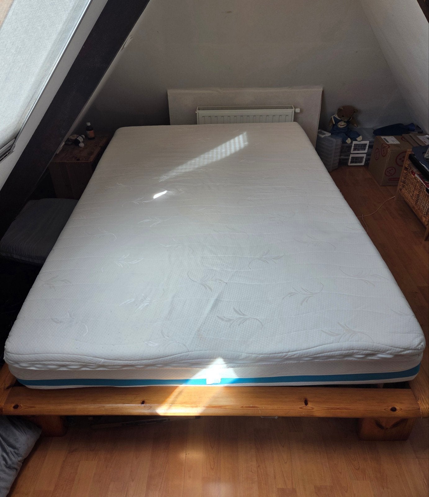 Tweepersoonsbed 140x200 met 7-zones matras en topper, Huis en Inrichting, Slaapkamer | Bedden, Ophalen, Verstelbaar, Tweepersoons