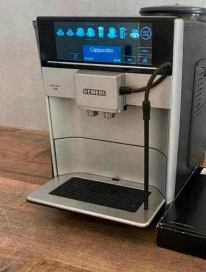 Siemens EQ6 s300 plus koffiemachine, Witgoed en Apparatuur, Ophalen of Verzenden, Zo goed als nieuw, Koffiemachine