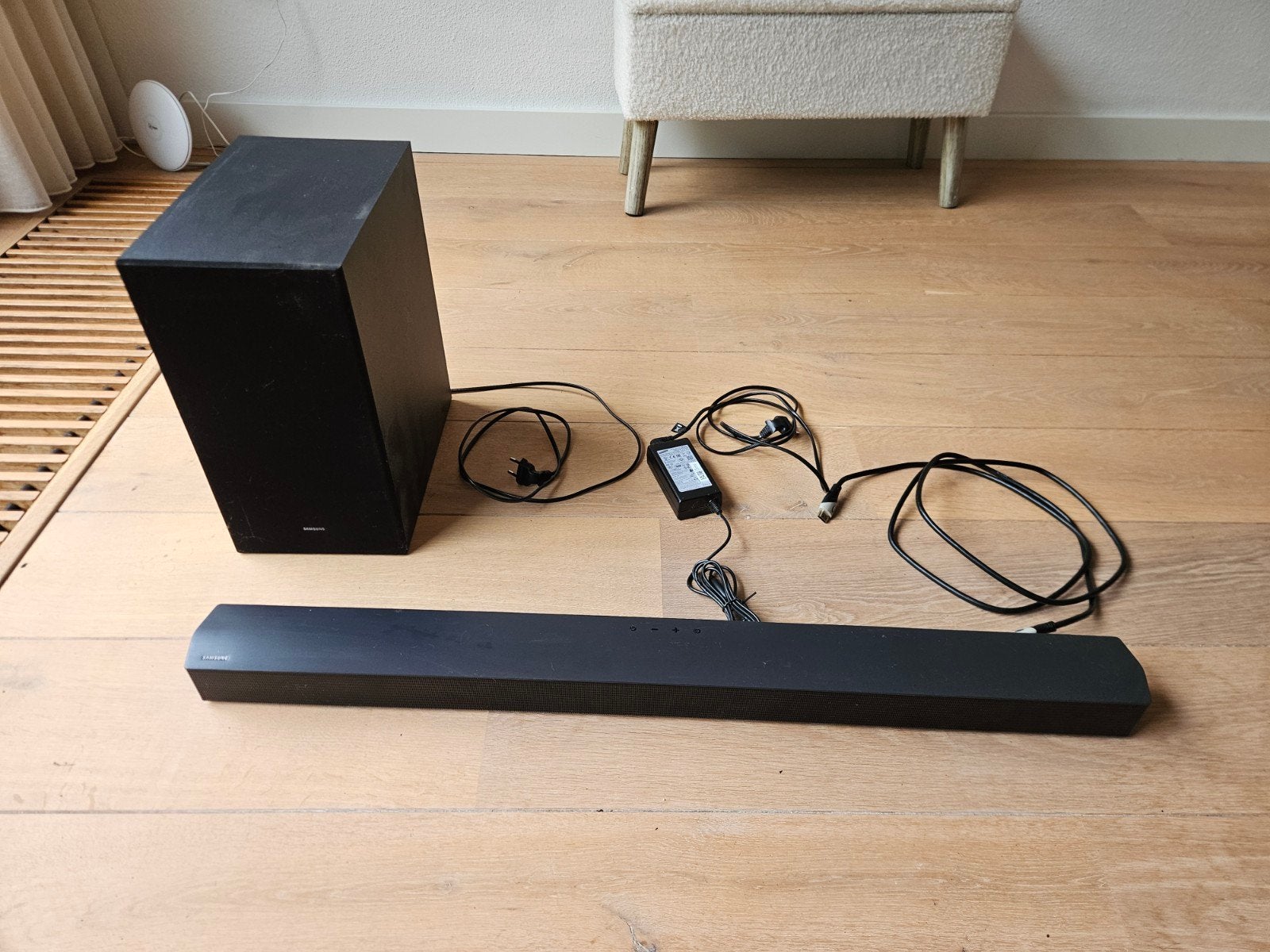 Samsung Soundbar HW-B550 met draadloze subwoofer, Audio, Tv en Foto, Soundbars, Ophalen, Bluetooth, Zo goed als nieuw