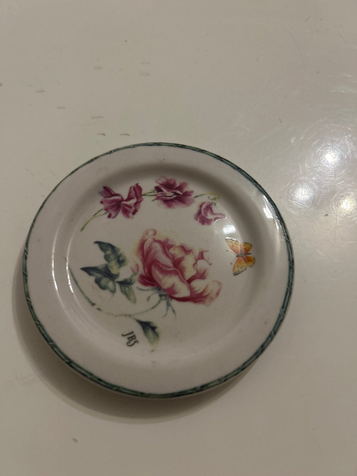 Decoratief schoteltje met roos en vlinder - Augustus 2007, Ophalen of Verzenden