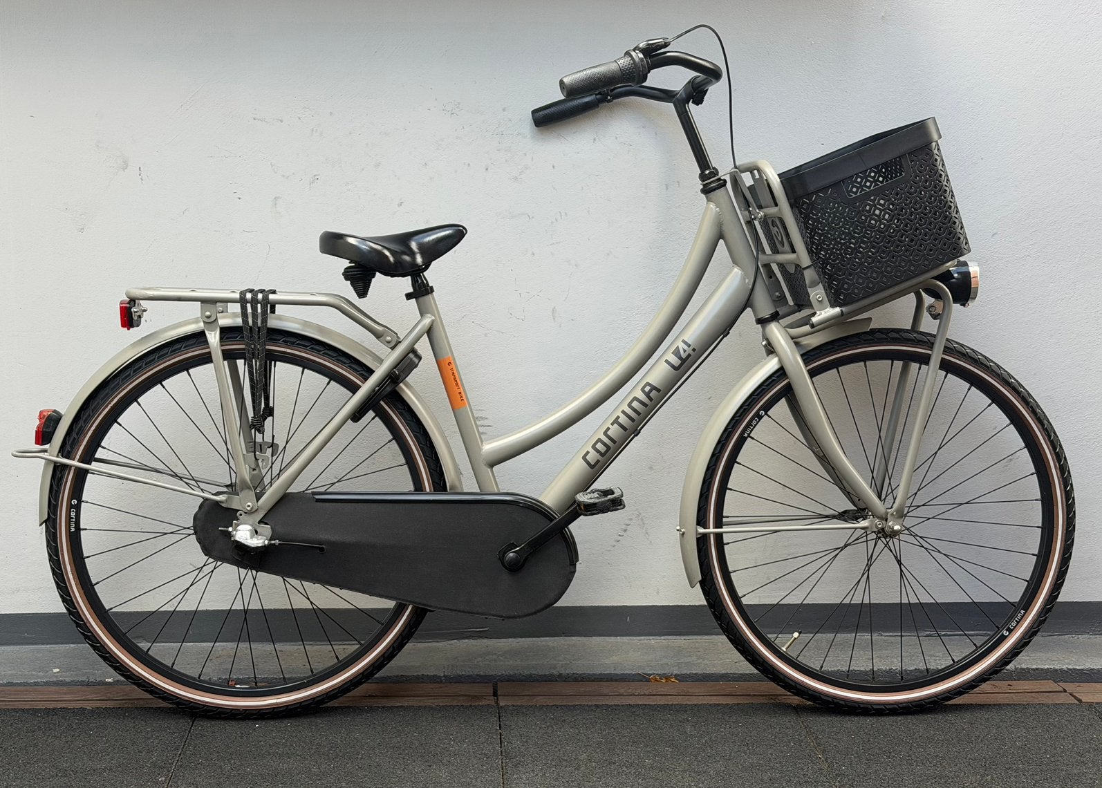 Cortina U4 Transport, 26 inch, ZGAN, 3 vers, meidenfiets, Fietsen en Brommers, Fietsen | Meisjes, Terugtraprem, Versnellingen