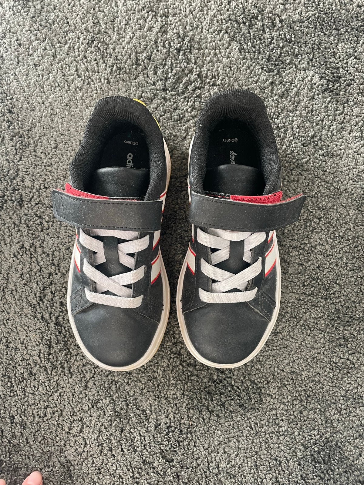 Adidas Disney Mickey Mouse sneakers maat 29, Ophalen, Jongen of Meisje, Schoenen, Zo goed als nieuw