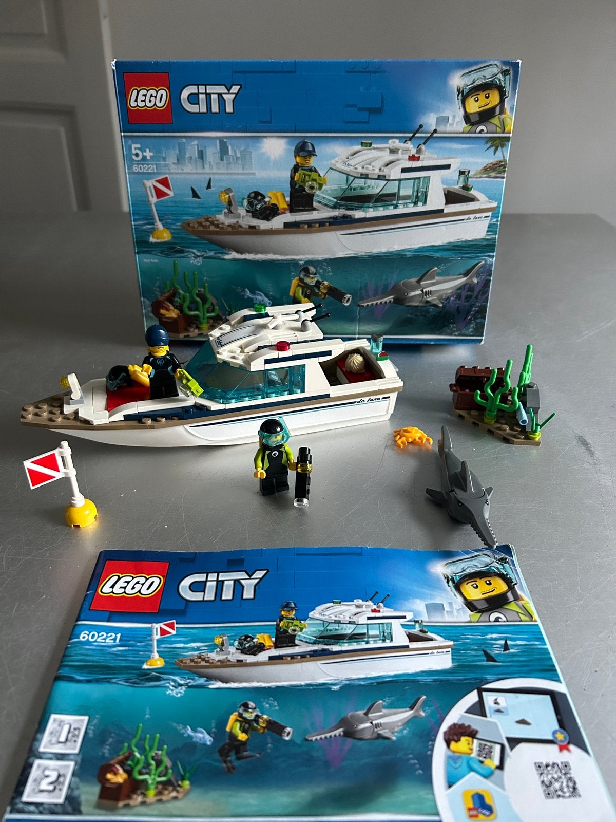 Lego 60221 duikjacht, Kinderen en Baby's, Speelgoed | Duplo en Lego, Ophalen of Verzenden, Zo goed als nieuw