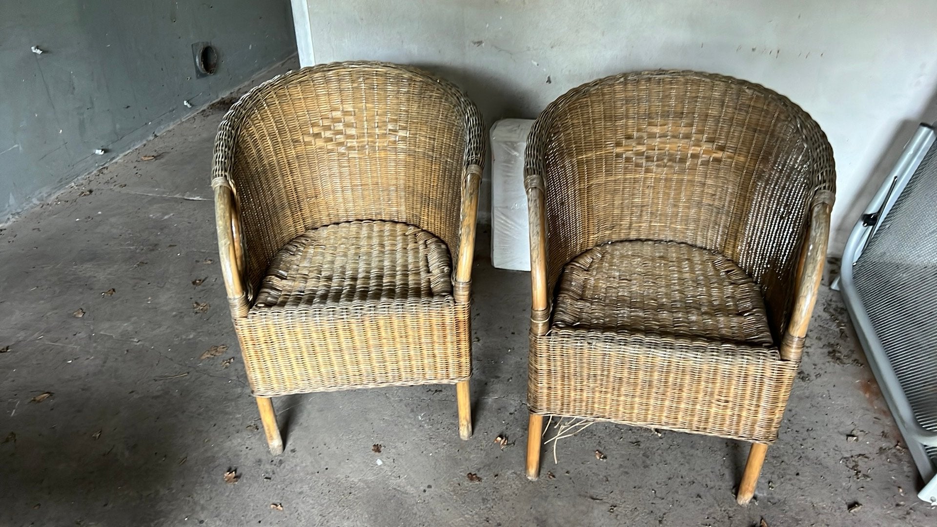 Twee rieten tuinstoeltjes in redelijke staat, Tuin en Terras, Tuinstoelen, Ophalen, Gebruikt, Rotan