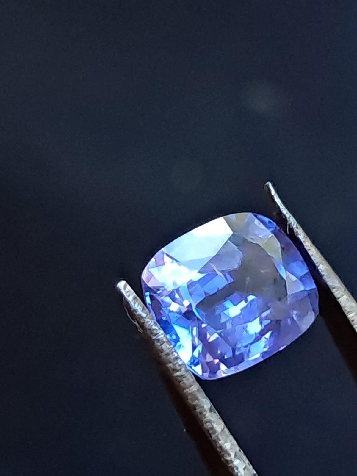 Natuurlijke saffier edelsteen uit Sri Lanka - 1.87crt, Sieraden, Tassen en Uiterlijk, Edelstenen, Ophalen of Verzenden, Nieuw