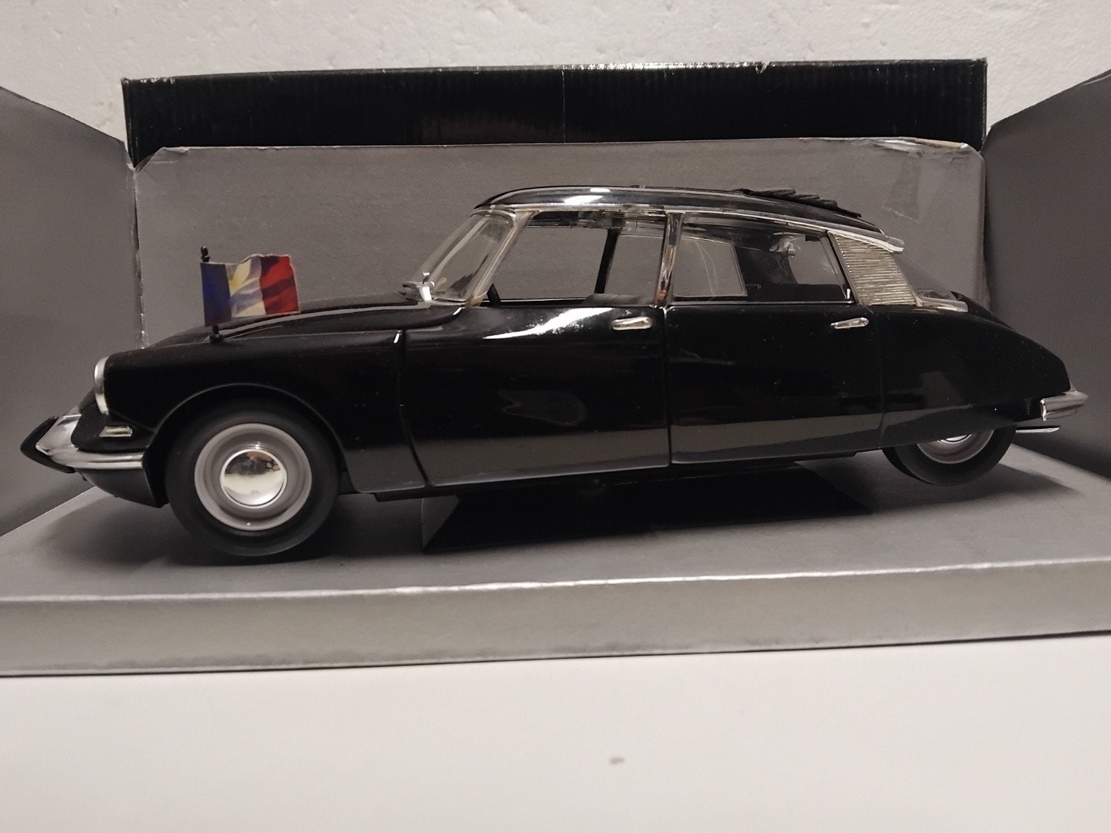 Citroen DS 19 Snoek Presidentiele Frances Solido 1:17 KRD, Ophalen of Verzenden, Zo goed als nieuw, Auto, Solido