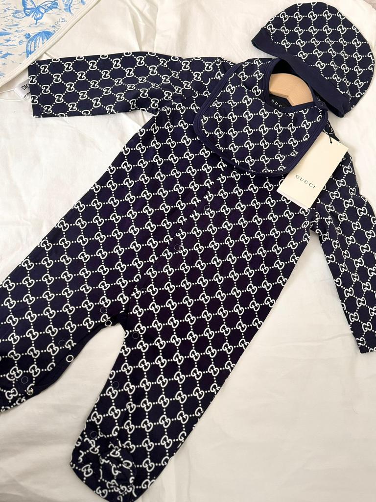 Gucci babyset maat 6-9 9-12m, Kinderen en Baby's, Ophalen of Verzenden, Nieuw