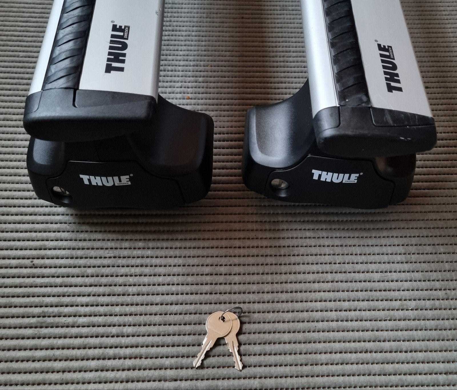 Thule wingbar dakdragers Opel insignia GS, Auto diversen, Dakdragers, Ophalen of Verzenden