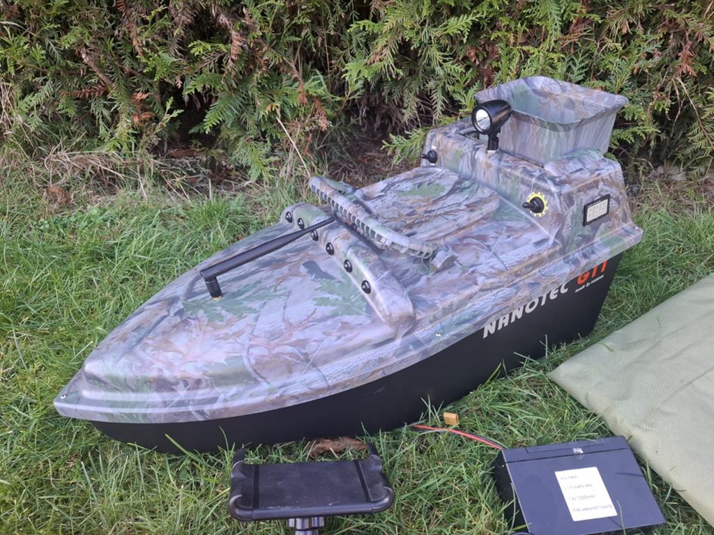Voerboot Nanotec gt1 met fishfinder/dieptemeter met garantie, Ophalen of Verzenden, Zo goed als nieuw, Overige typen