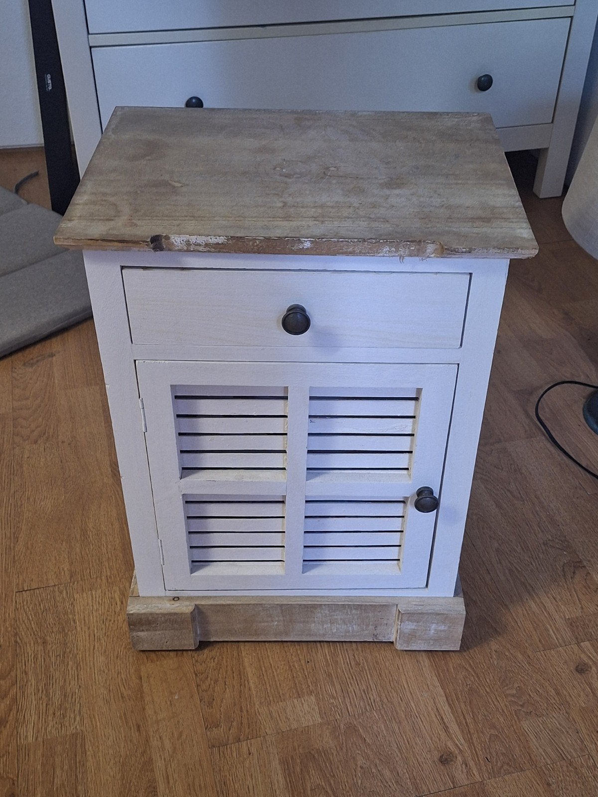 Nachtkastje met lade en deurtje, Ophalen, Gebruikt, Minder dan 45 cm, Minder dan 55 cm