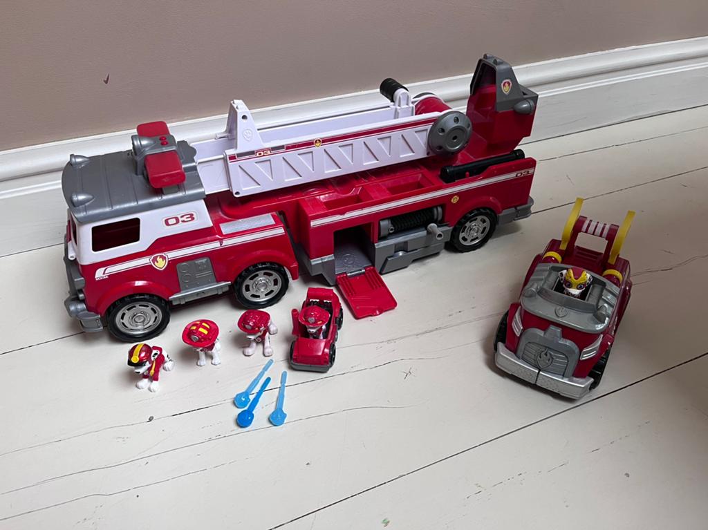 Paw patrol brandweerwagen en mega marshall wagen, Ophalen of Verzenden, Gebruikt