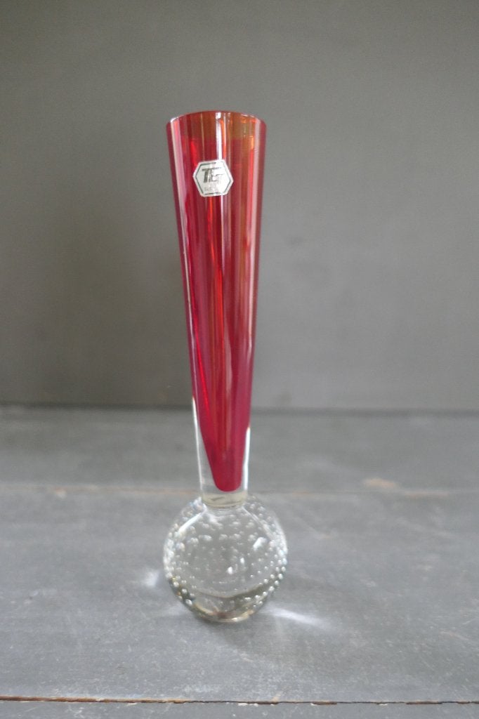 Vintage TCT glazen vaas rood, Verzenden