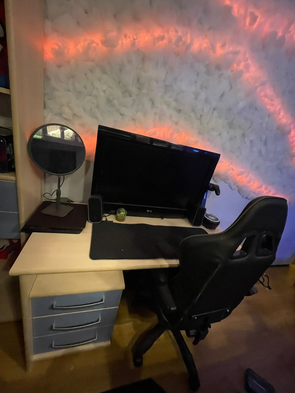 Mooi bed met lades, kast en bureau, Ophalen, Zo goed als nieuw