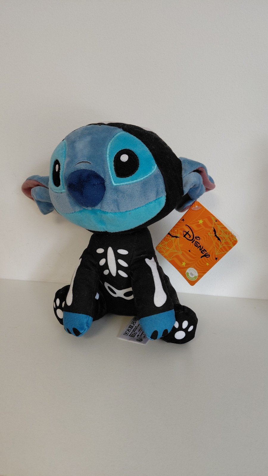 Halloween Stitch Disney knuffel, Verzamelen, Ophalen of Verzenden, Overige figuren, Zo goed als nieuw, Beeldje of Figuurtje