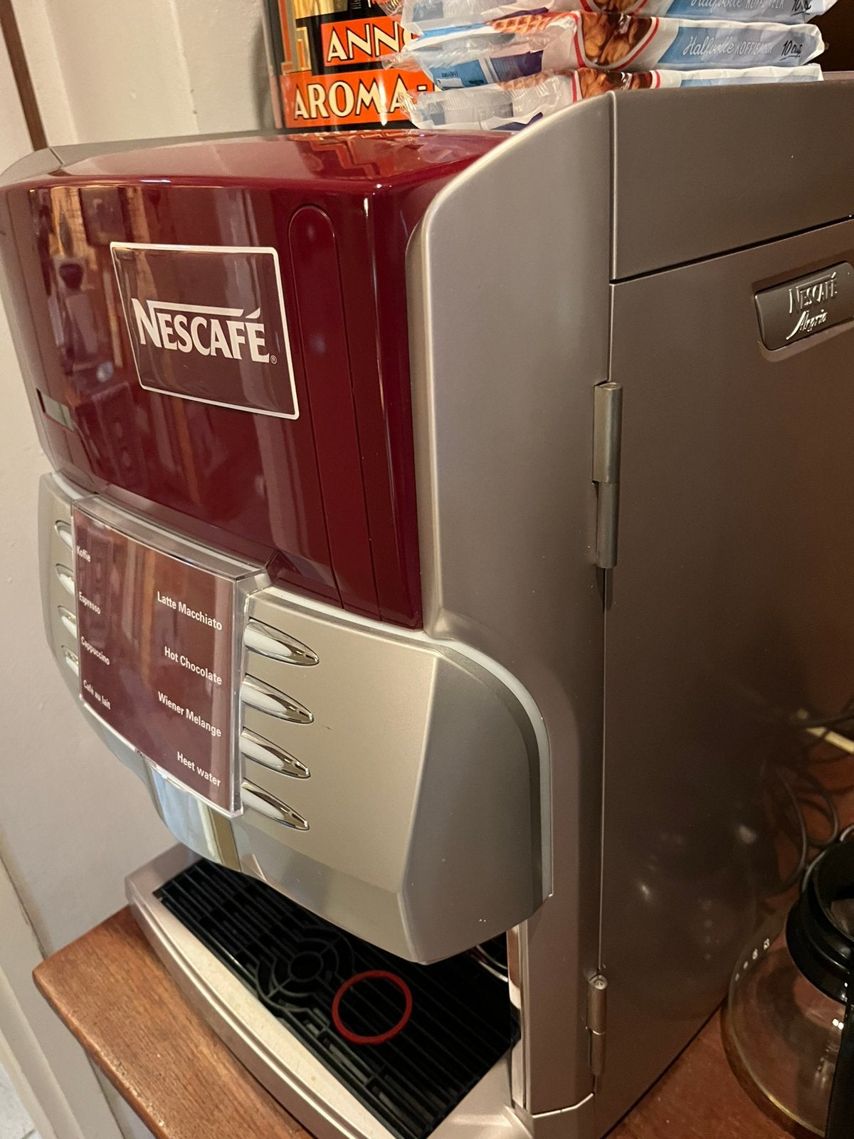Nescafé koffiezetapparaat, Ophalen, Gebruikt, Koffiemachine, Koffiebonen