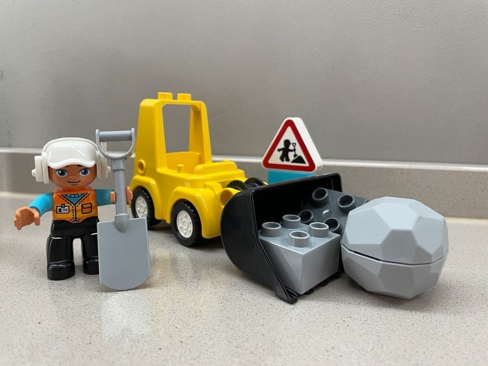 Duplo 10930 - Graafmachine met werkman en rotsblok, Gebruikt, Ophalen of Verzenden, Compleet, Duplo