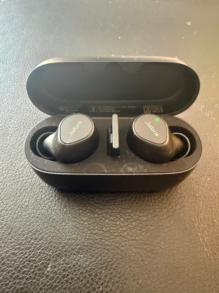 Jabra Evolve2 Buds + BT Dongle Black Wireless Earbuds(3), Gebruikt, Zwart, Ophalen of Verzenden, In oorschelp (earbud)
