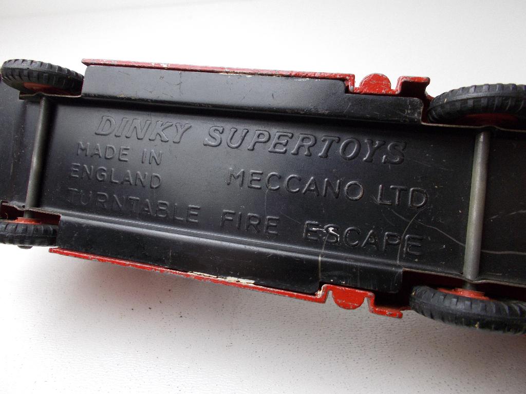 1959 Dinky Supertoys 956 TURNTABLE FIRE ESCAPE I.g.st. (-B-), Hobby en Vrije tijd, Modelauto's | 1:43, Ophalen of Verzenden, Zo goed als nieuw