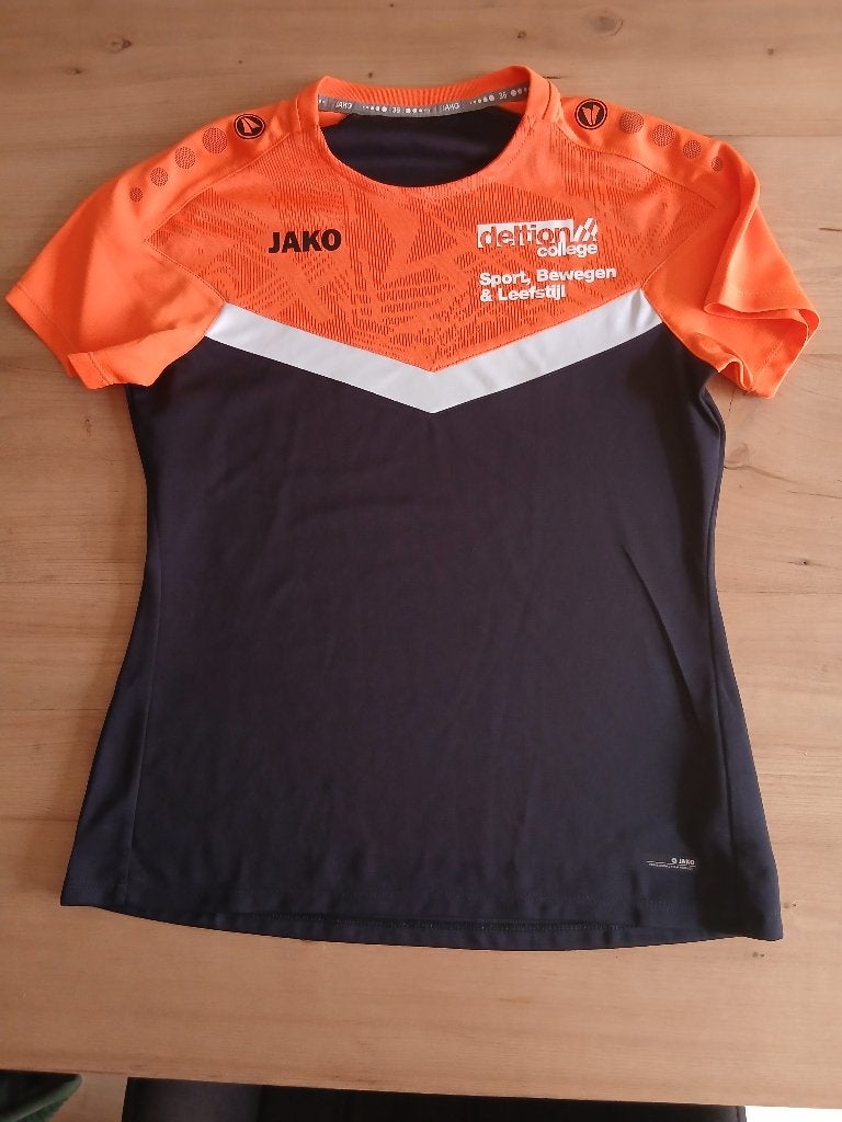 Te koop: sportshirt opleiding Sport & Bewegen Deltion, Zwart, Overige typen, Ophalen of Verzenden, Zo goed als nieuw