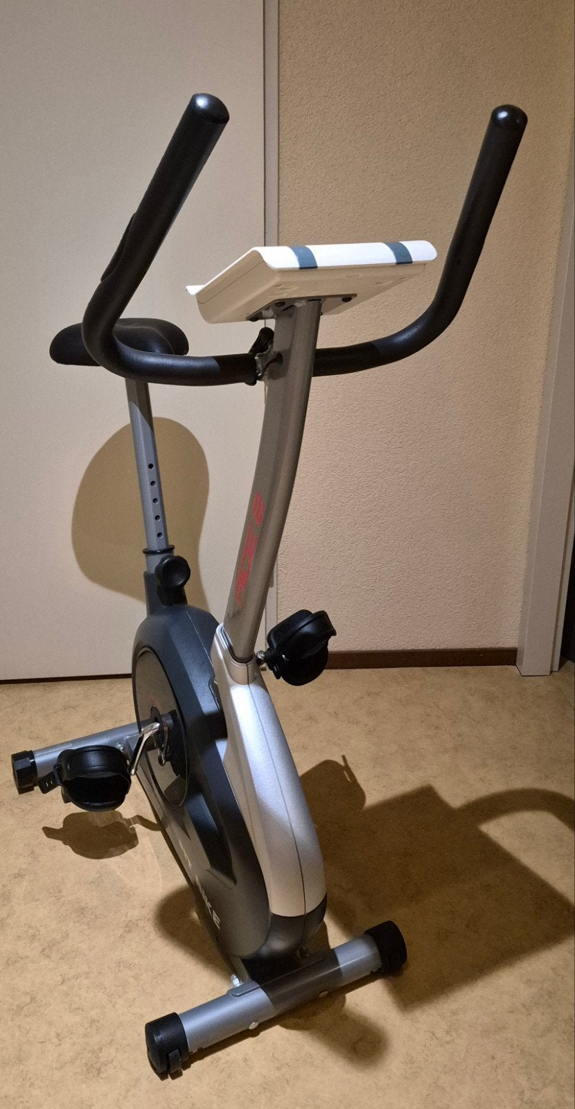Hometrainer, Ophalen, Zo goed als nieuw, Hometrainer
