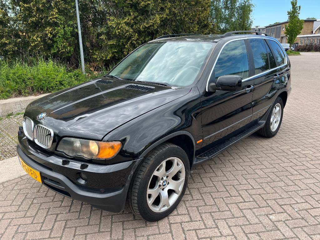 BMW X5 4.4 I AUT 2000 Zwart | M62TU V8, Automaat, Zwart, Vierwielaandrijving, Particulier