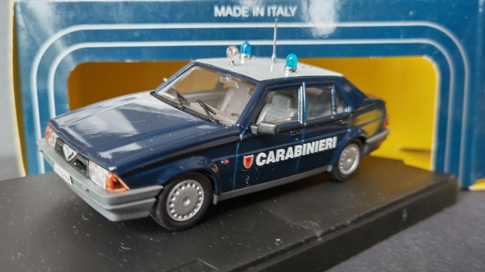 Alfa Romeo 75 1600 Carabinieri 1:43 Progetto K Pol, Hobby en Vrije tijd, Overige merken, Auto, Verzenden, .