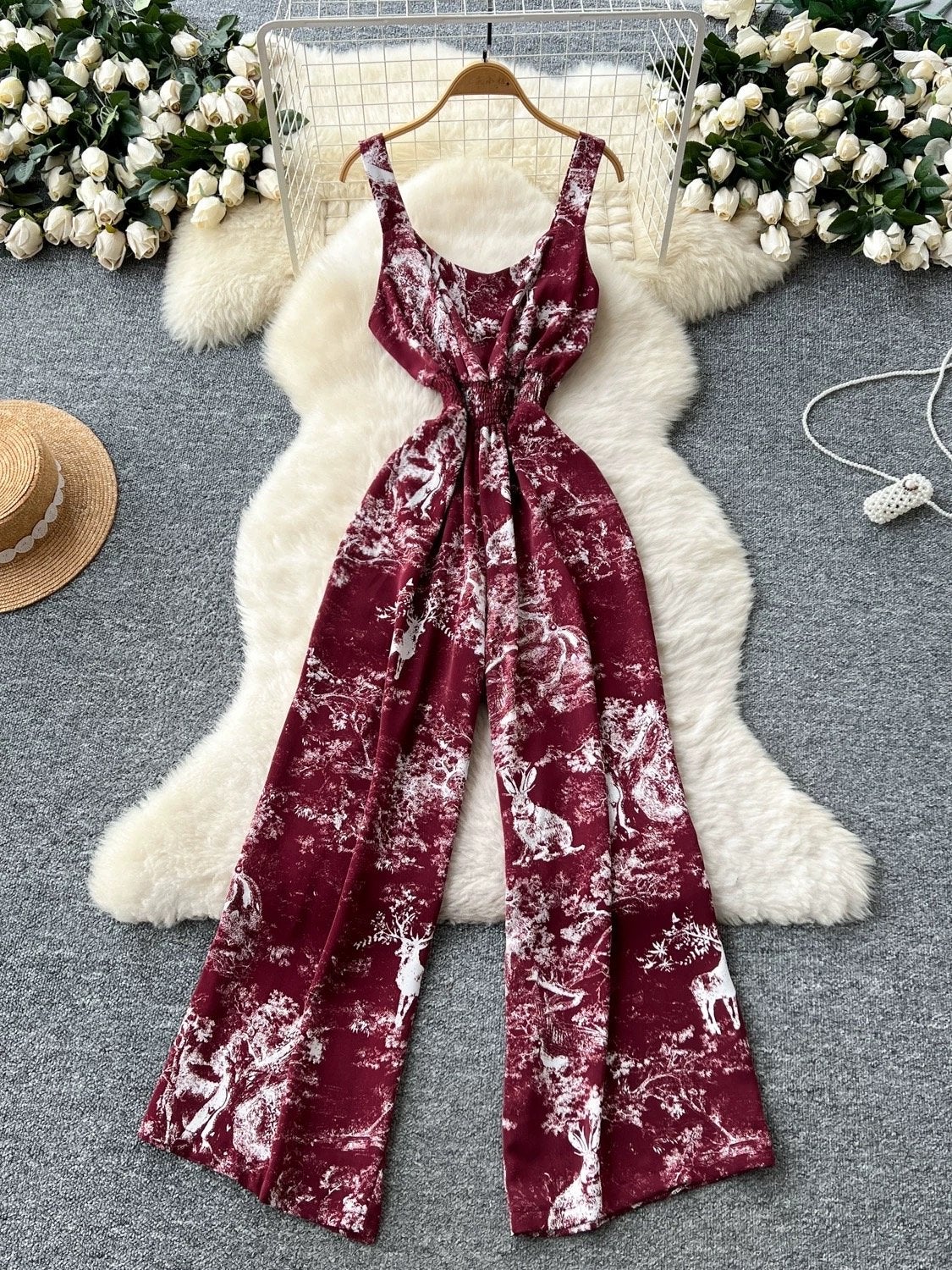 Stijlvolle Jumpsuit met Dierenprint - Maat M, Ophalen of Verzenden, Zo goed als nieuw, Maat 38/40 (M), Rood