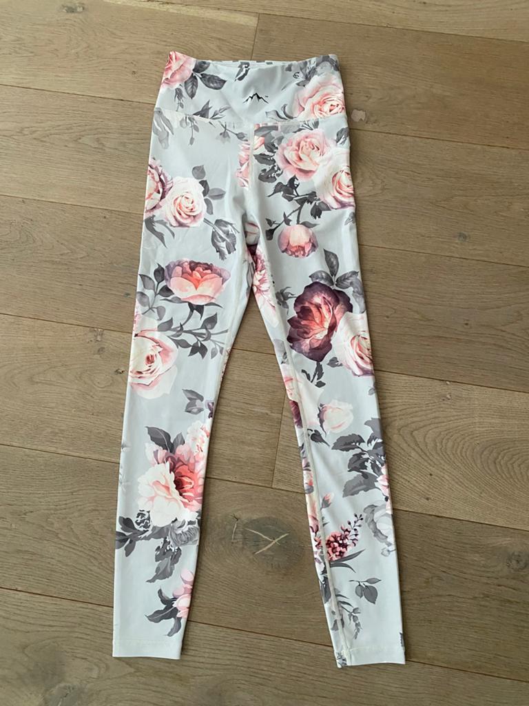 Legging lichtblauw met bloemen maat XS Dope, Kleding | Dames, Sportkleding, Blauw, Ophalen of Verzenden, Maat 34 (XS) of kleiner