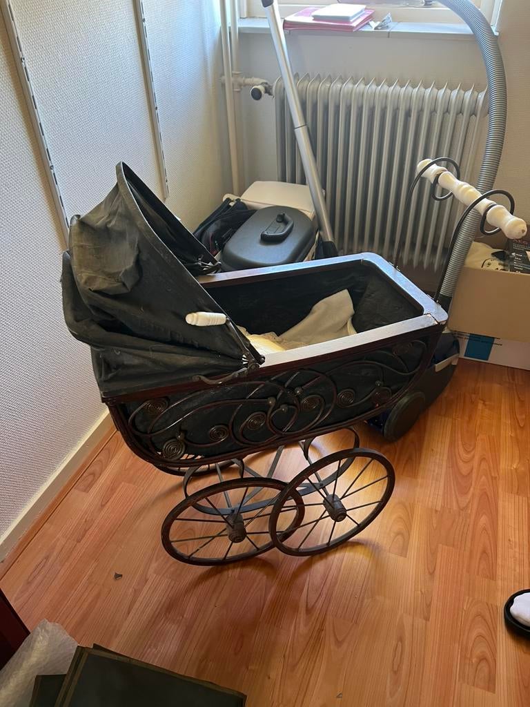 Antieke kinderwagen / pram – eind 19e eeuw, Ophalen of Verzenden