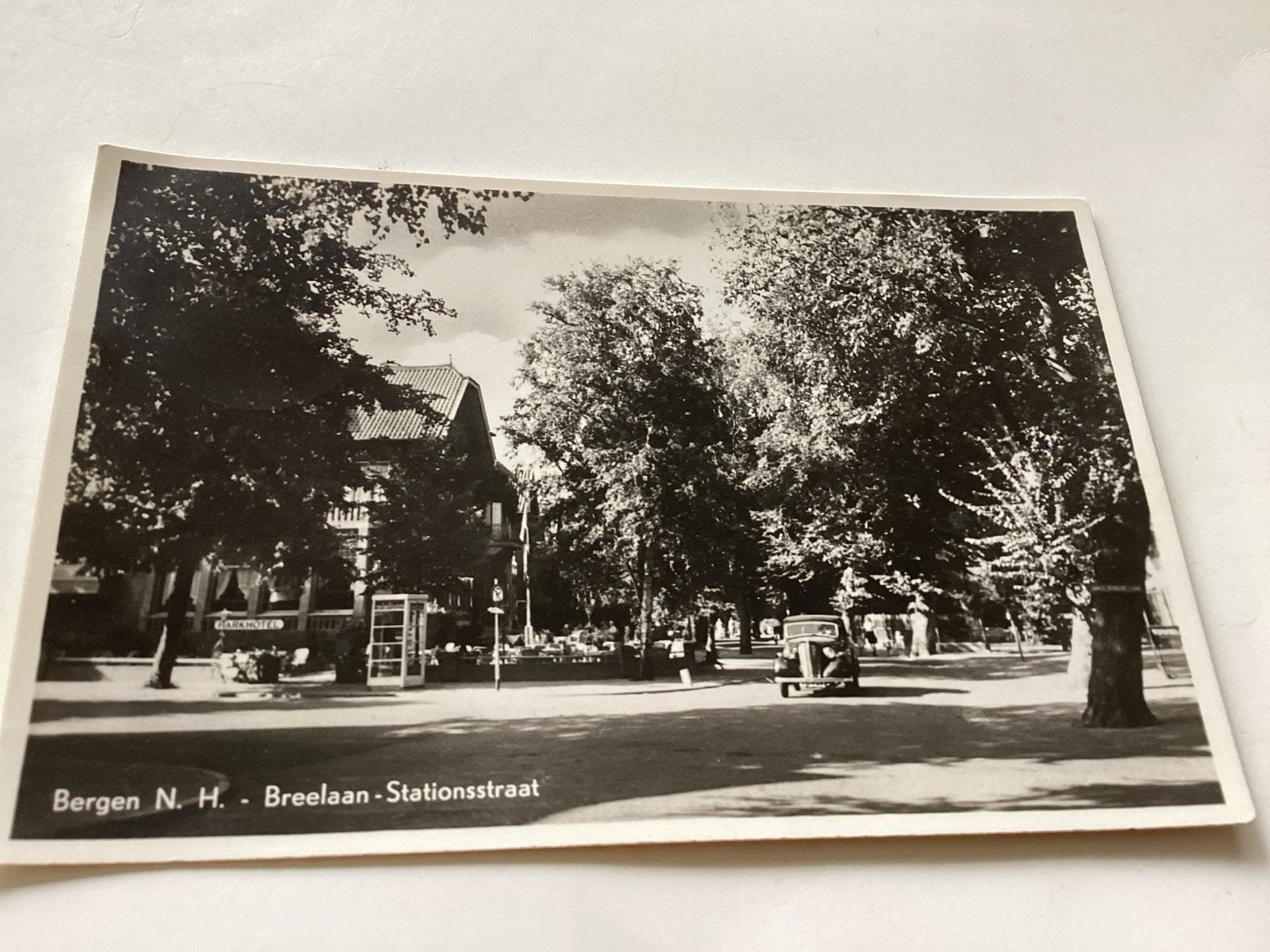 Bergen N.H. - Breelaan - Stationsstraat, Ophalen of Verzenden, 1920 tot 1940, Gelopen, Noord-Holland