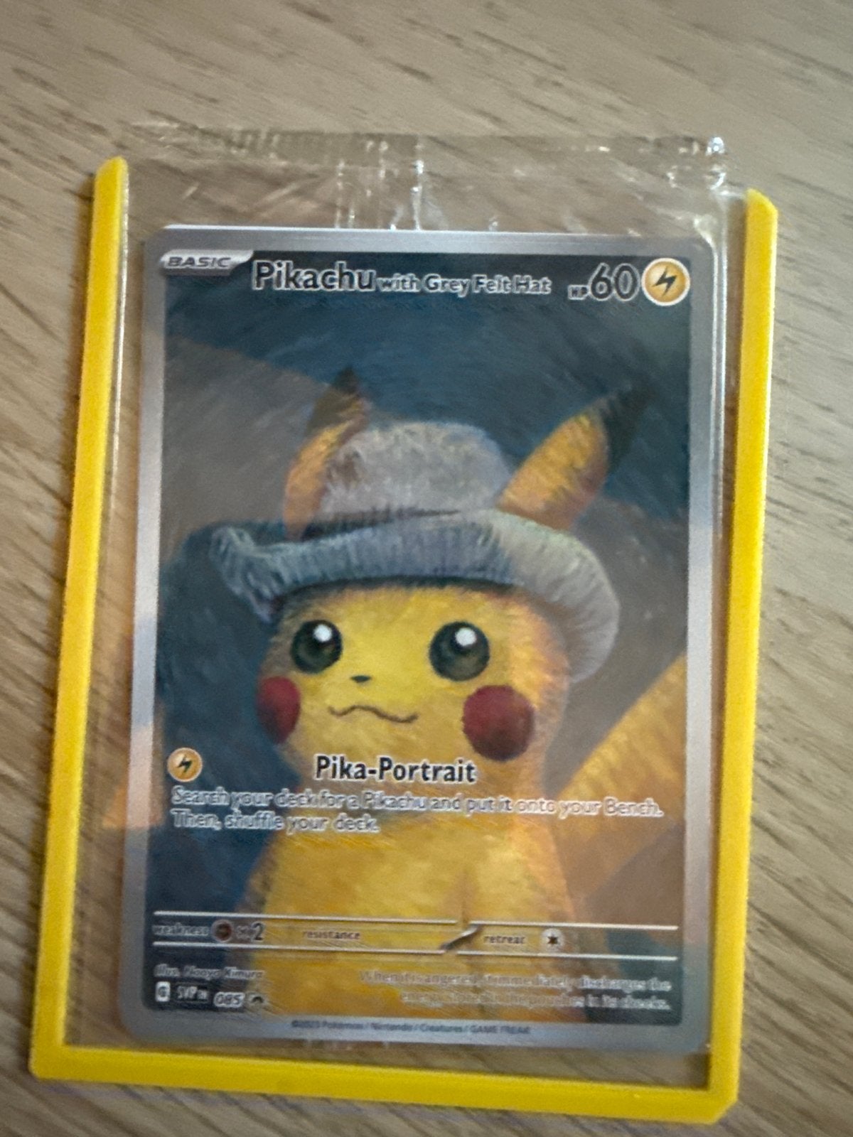 Pikachu met Grijze Vilten Hoed Pokémon Kaart, Ophalen, Zo goed als nieuw, Losse kaart