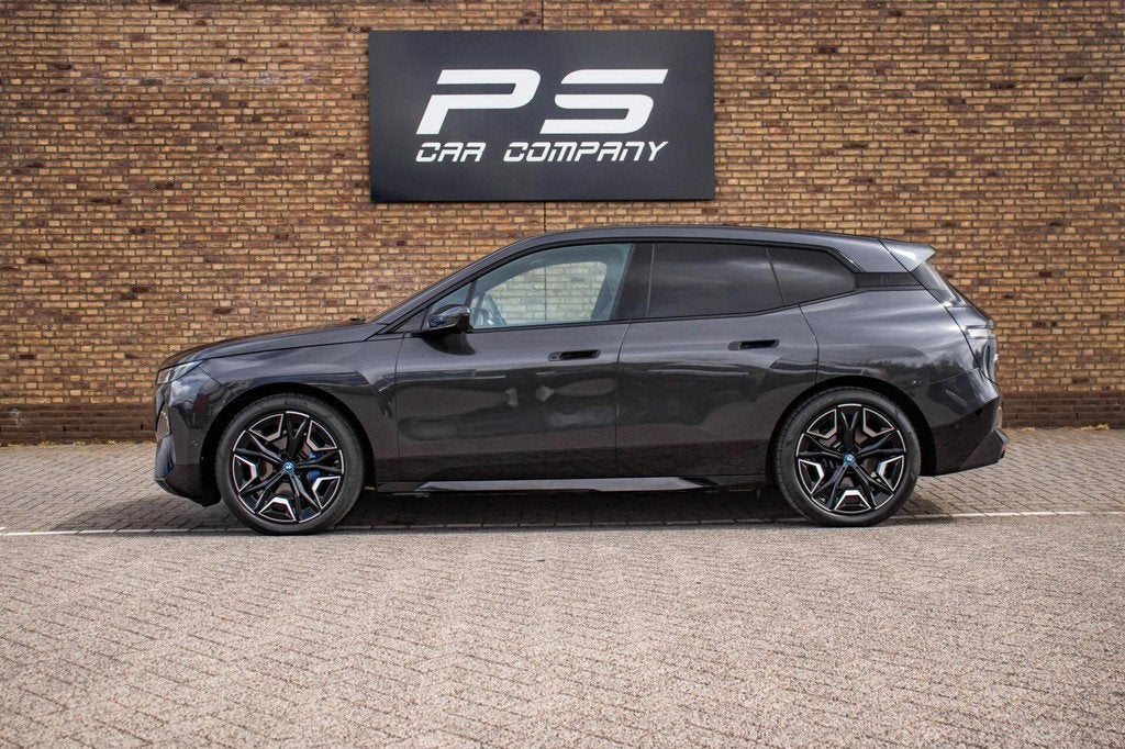BMW iX xDrive40 Sport Edition 77 kWh, BTW, Laser, H&K, Pano, Auto's, BMW, Automaat, Met garantie (alle), IX, Leder