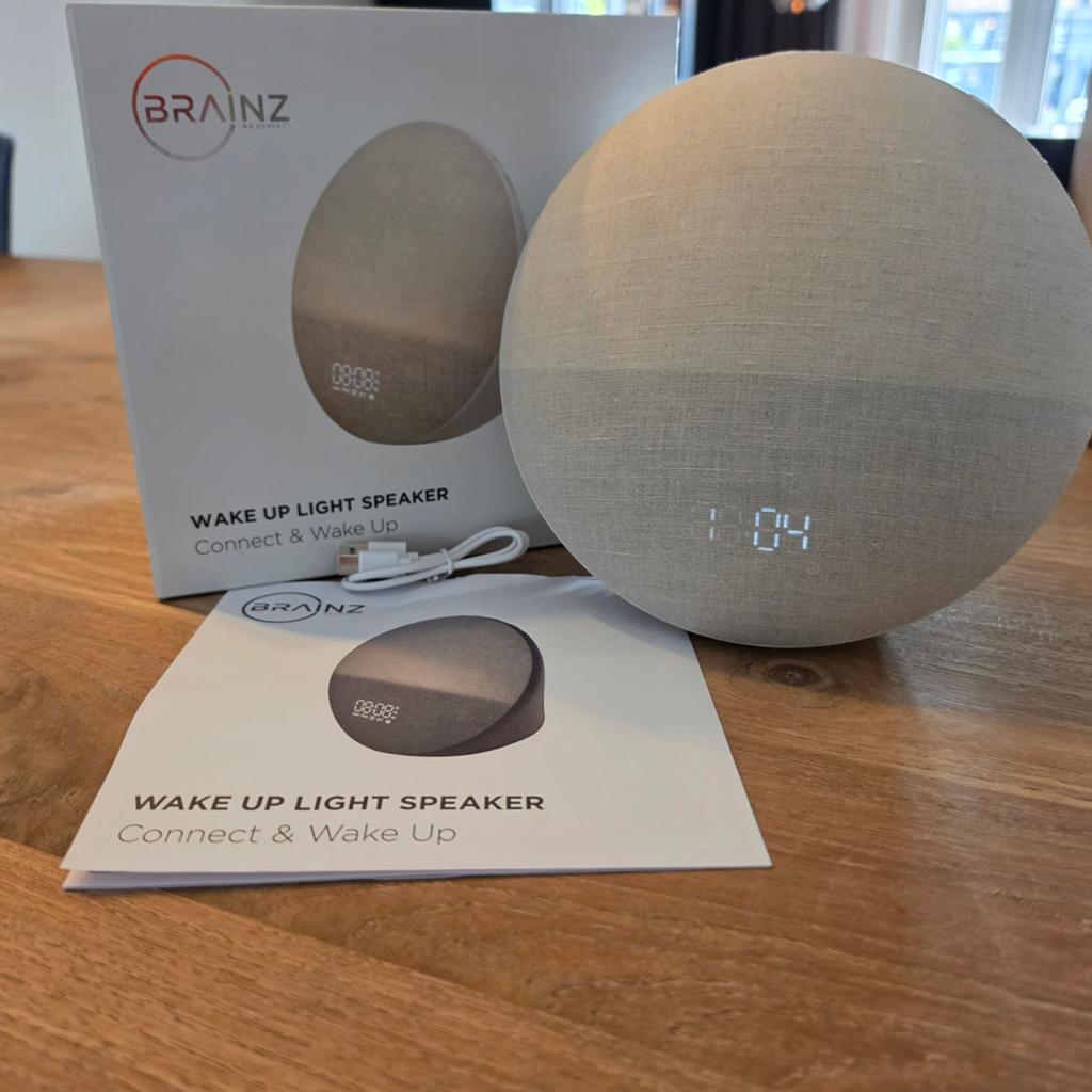 NIEUW!! in doos BRAINZ Wake Up Light Speaker, Witgoed en Apparatuur, Wekkers, Nieuw, Ophalen of Verzenden