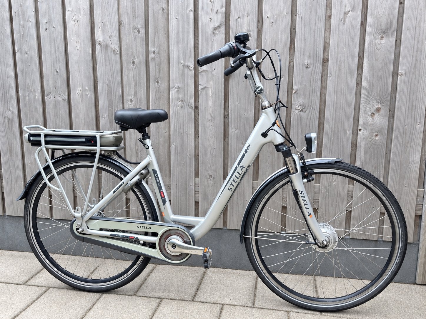 Stella Modena elektrische fiets 1368km, Ophalen of Verzenden, Zo goed als nieuw, Overige merken