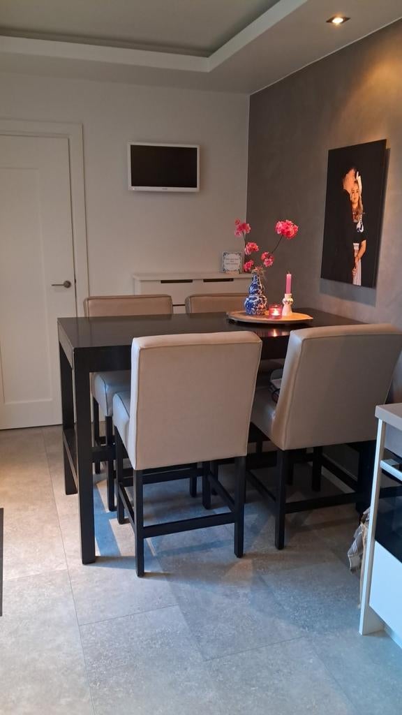 Mooie set voor in de keuken, Huis en Inrichting, Tafels | Statafels, Gebruikt, Ophalen