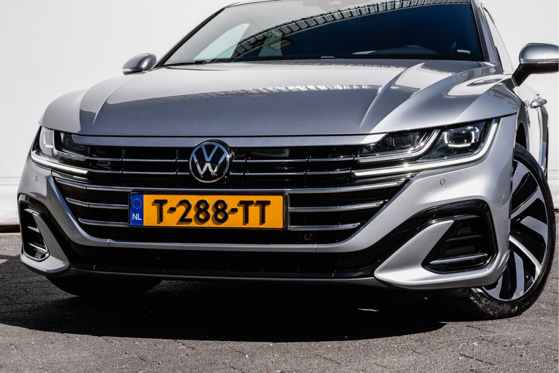 Volkswagen Arteon Shooting Brake 1.4 TSI 218pk eHybrid R-Lin, Gebruikt, 4 cilinders, Met garantie (alle), Hybride Elektrisch/Benzine