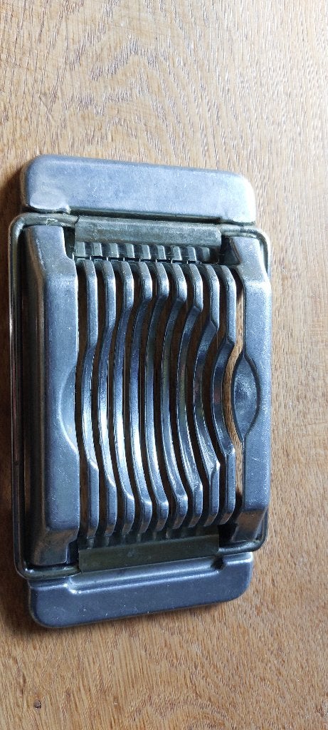 Westmark eiersnijder ( uit de jaren 60), Gebruikt, Zilver, Ophalen of Verzenden, Metaal