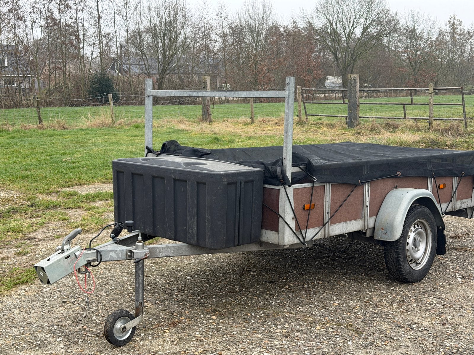 Robuuste aanhanger 250 x 130 met opbergkist., Auto diversen, Aanhangers en Bagagewagens, Ophalen, Gebruikt