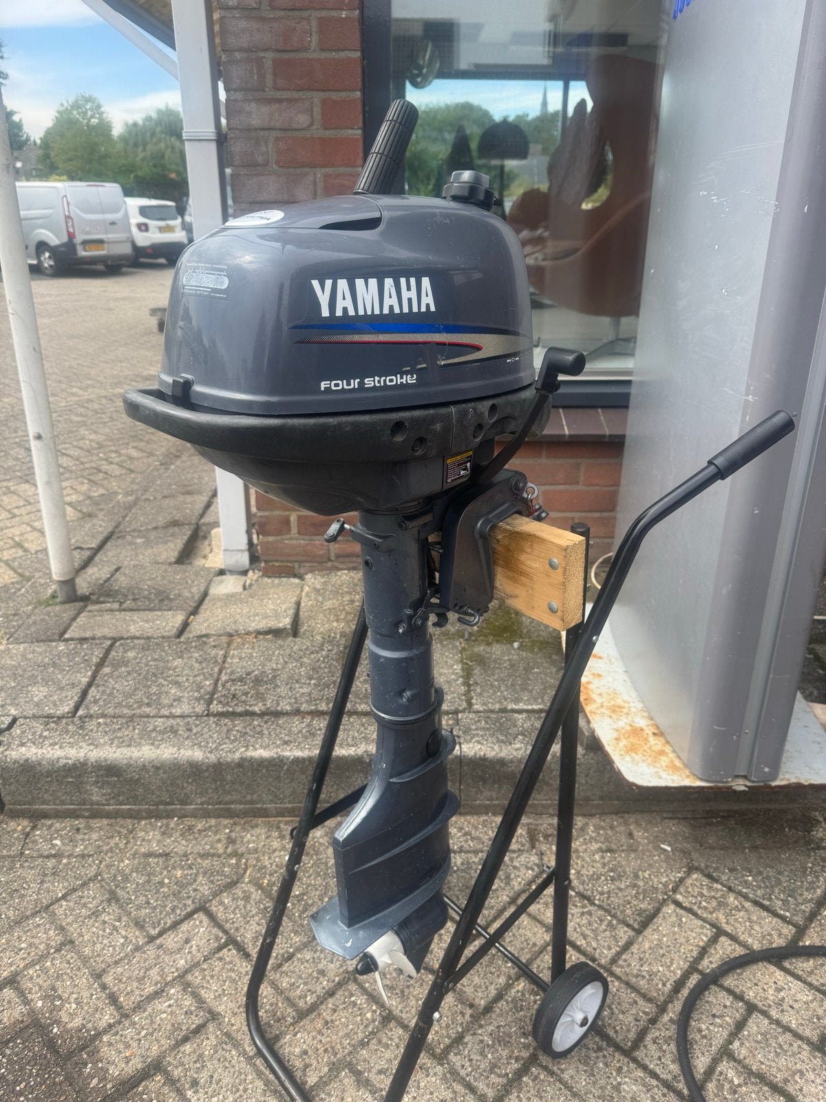 Nette Yamaha 4 PK 4-takt Langstaart Buitenboordmotor, Watersport en Boten, Buiten- en Binnenboordmotoren, Ophalen, Gebruikt, Minder dan 5 pk