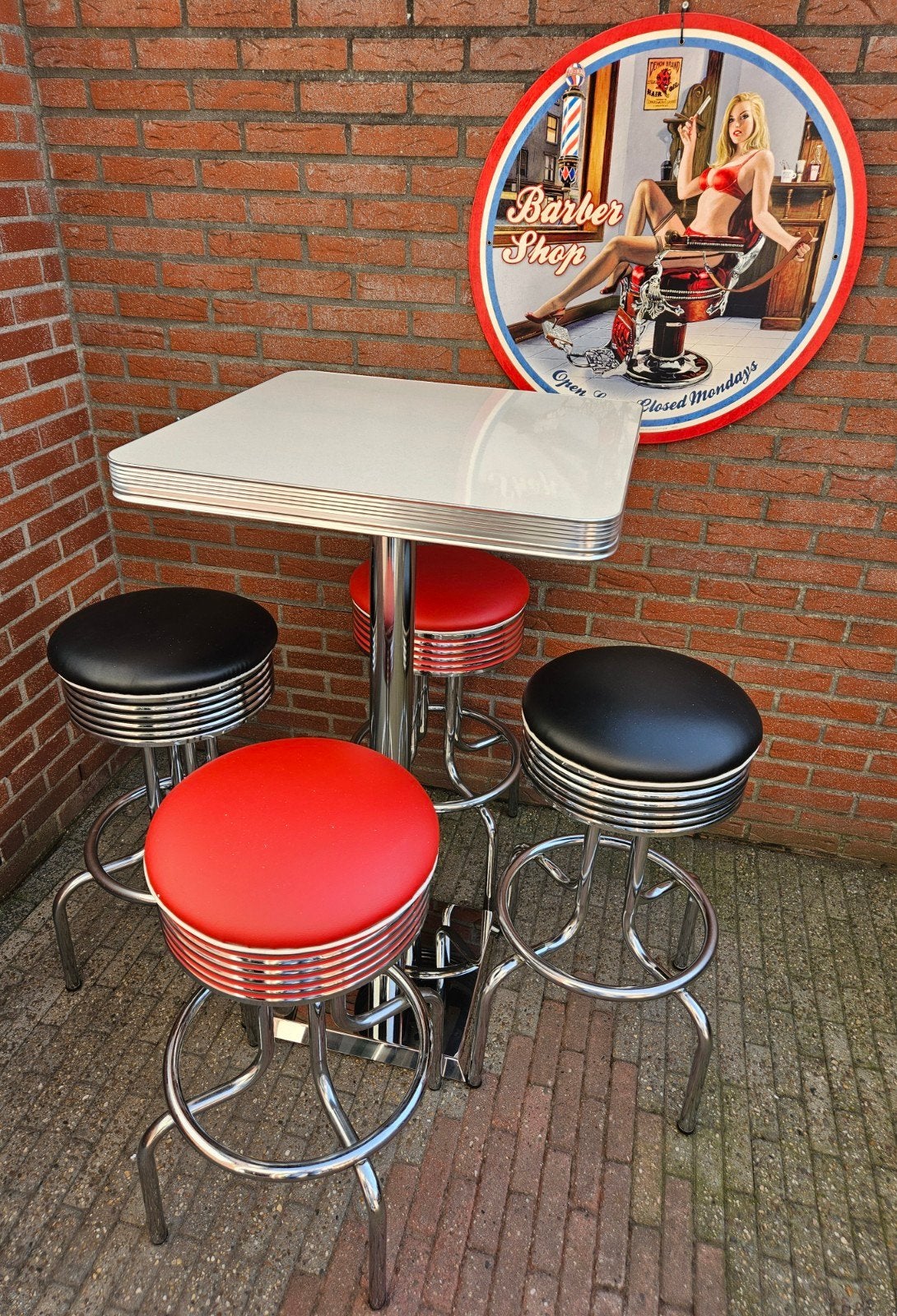 FIFTIES SIXTIES AMERIKAANSE BEL AIR BARKRUKKEN MET BARTAFEL, Ophalen, 60 tot 90 cm, Met voetsteun, Zo goed als nieuw