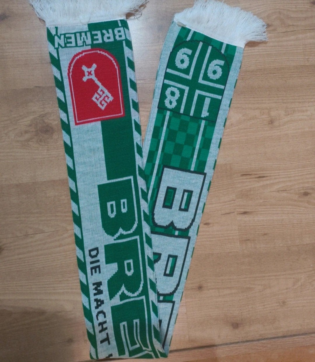 Werder Bremen sjaal - You'll Never Walk Alone, Ophalen of Verzenden, Nieuw, Clubaccessoires
