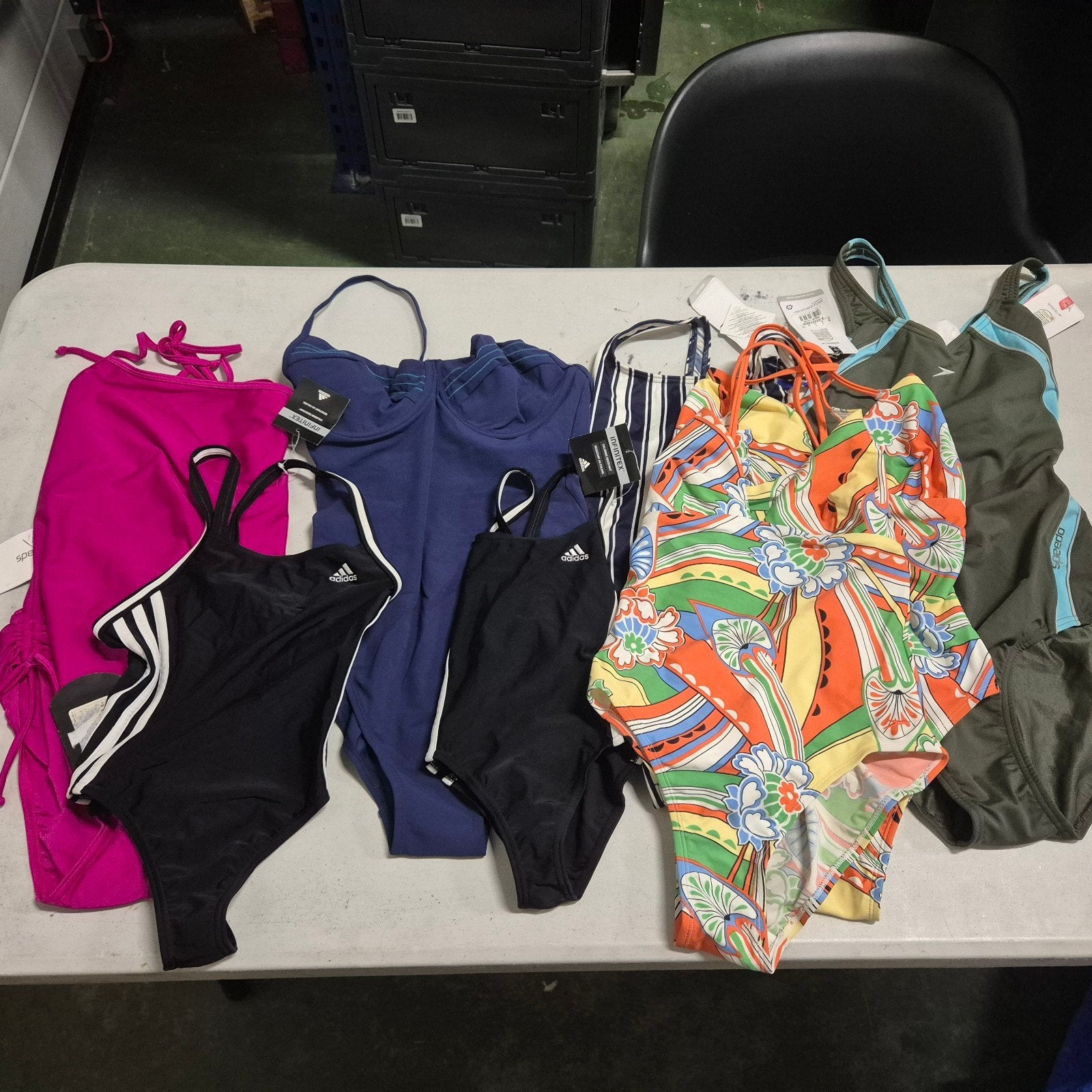 Partij zwemkleding o.a. nike, speedo 80 stuks Nieuw, Ophalen of Verzenden
