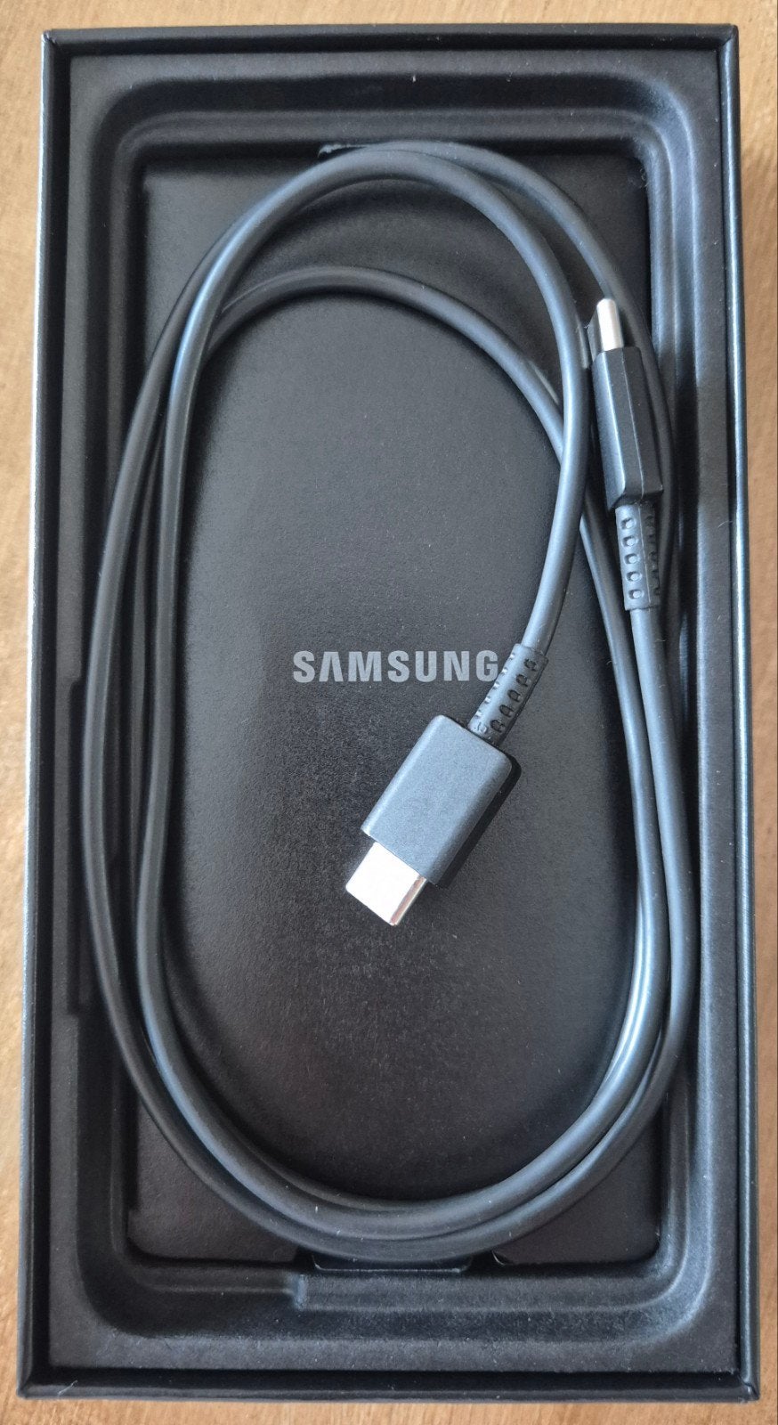 Foto 9 van Samsung Galaxy S22 128GB Zwart - Zo goed als nieuw