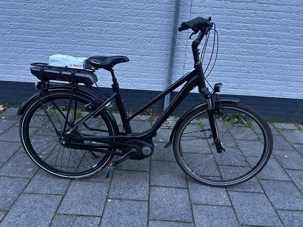Cube elektrische fiets met Bosch motor, Fietsen en Brommers, Elektrische fietsen, Gebruikt, Ophalen of Verzenden, 51 tot 55 cm