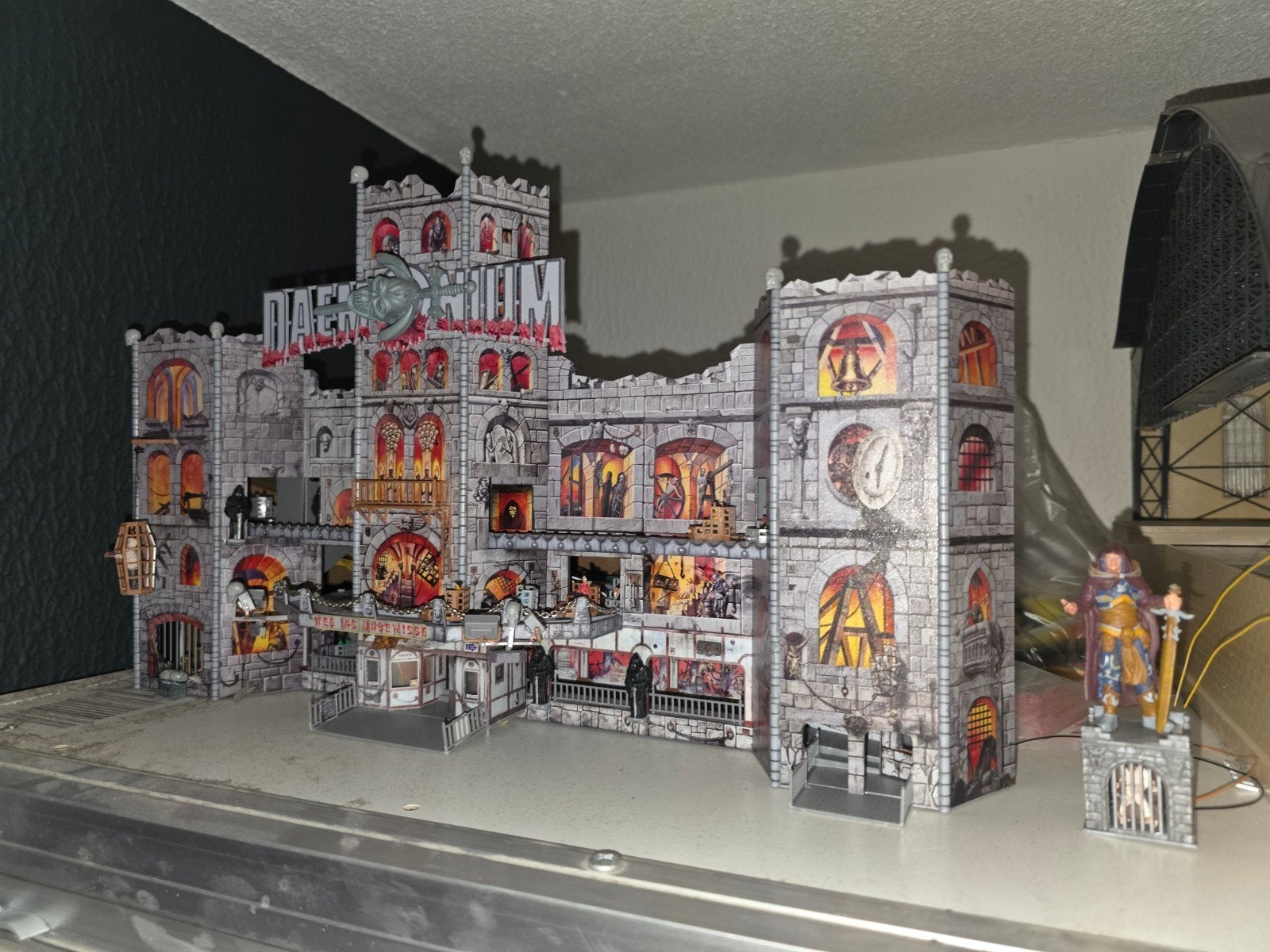 Faller Kermis Daemonium Spookhuis met LED Verlichting, Ophalen of Verzenden, Gebruikt
