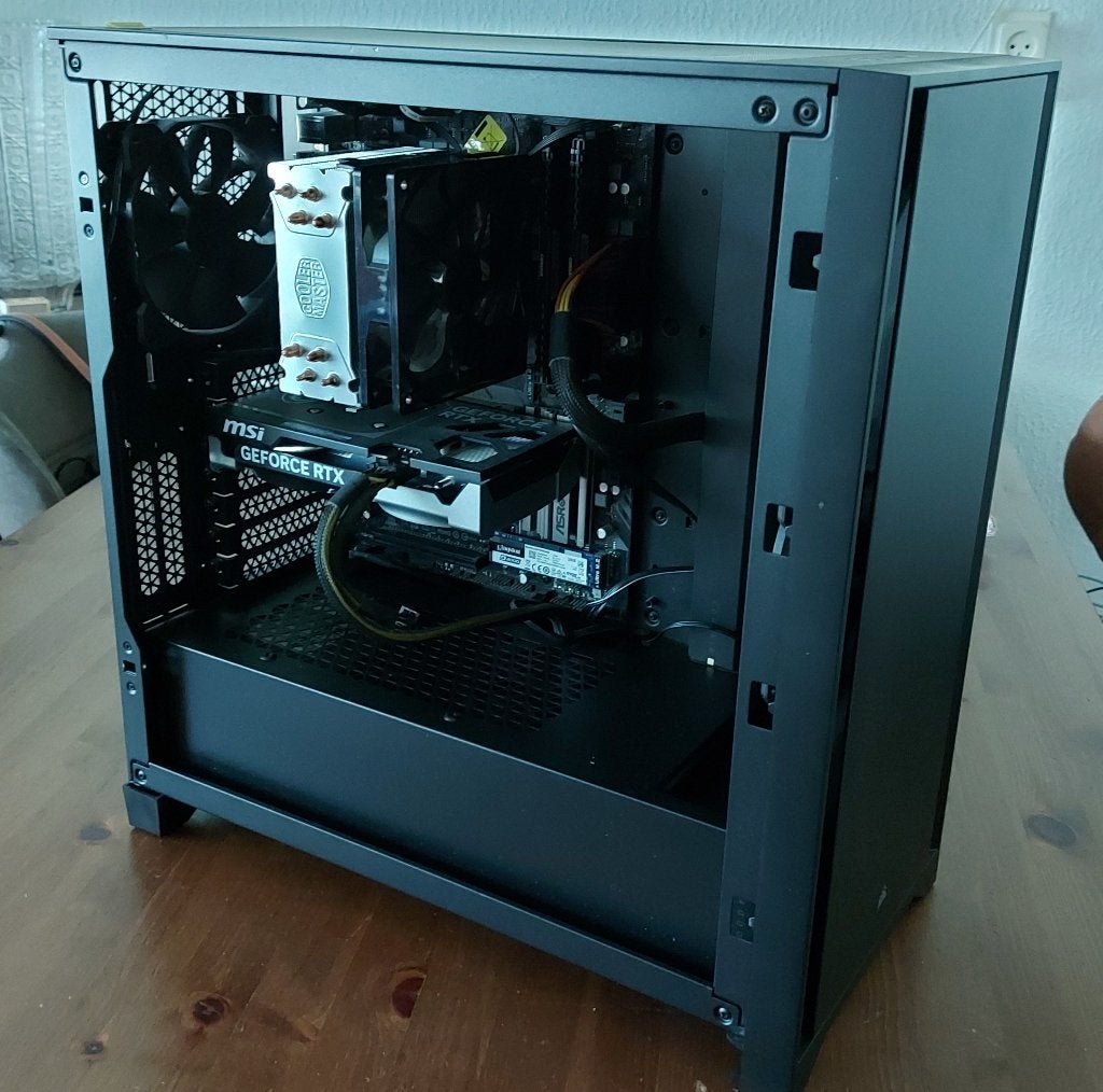 RTX 5060 --- 1TB NVME SSD -- i5-9600K, Ophalen, Zo goed als nieuw, Met videokaart, SSD