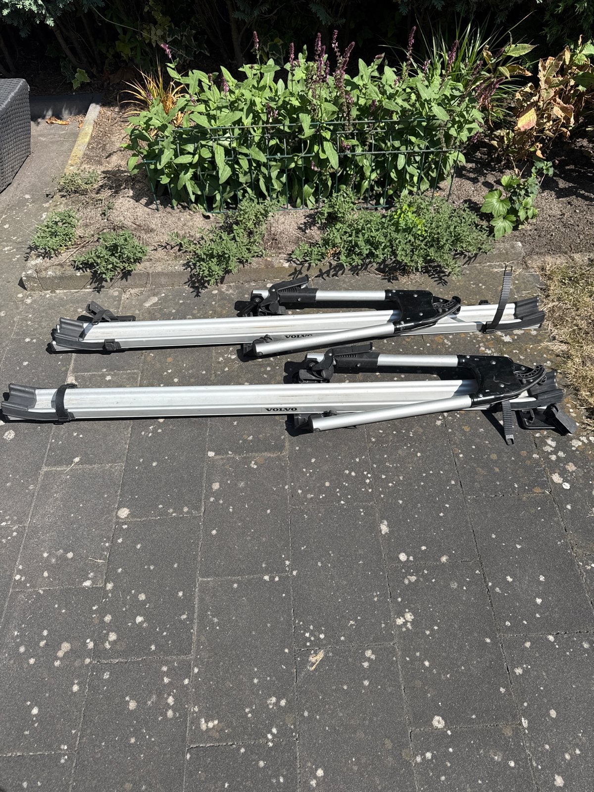 2 Volvo fietsendragers voor op het dak, Ophalen of Verzenden, 2 fietsen, Gebruikt, Dakdrager