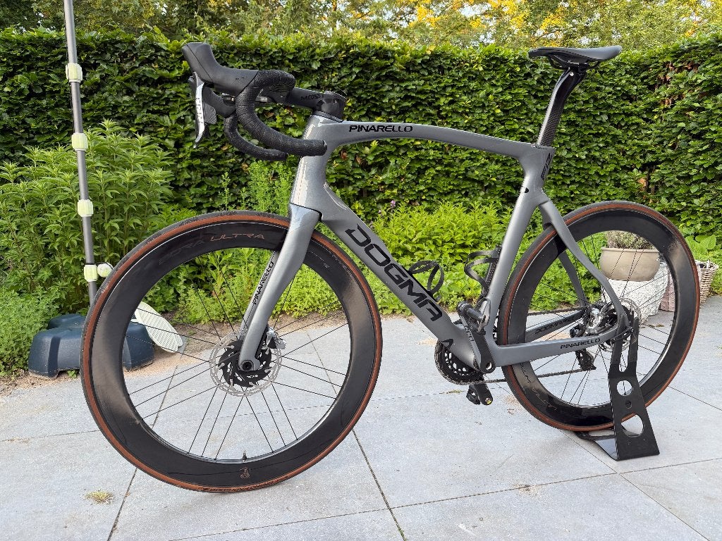 PINARELLO DOGMA F12 59.5 SRAM RED GREY/BLACK, 28 inch, Carbon, Heren, Zo goed als nieuw