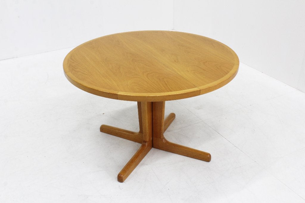 Vintage Deense ronde uitschuifbare eettafel tafel, Gebruikt, 200 cm of meer, Ophalen of Verzenden, Vijf personen of meer